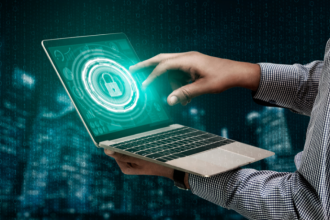 A Saftec Digital mostra o que fazer quando seu nome aparece em sites de busca pública sem consentimento.