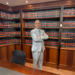 Leonardo Manzan destaca como a reforma tributária pode afetar estruturas de holdings e planos de sucessão familiar.