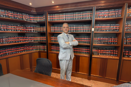 Leonardo Manzan destaca como a reforma tributária pode afetar estruturas de holdings e planos de sucessão familiar.