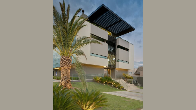 Rodrigo Gonçalves Pimentel explica como a recuperação judicial atua como um mecanismo essencial para preservar empregos, negócios e a estabilidade econômica.