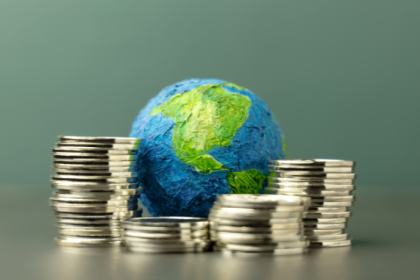 Um ano de Trump 2.0 expõe sinais de fascistização e redefine a dinâmica política e econômica global